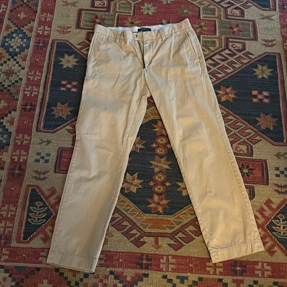Banana Republic 31/30 chinos lightly worn